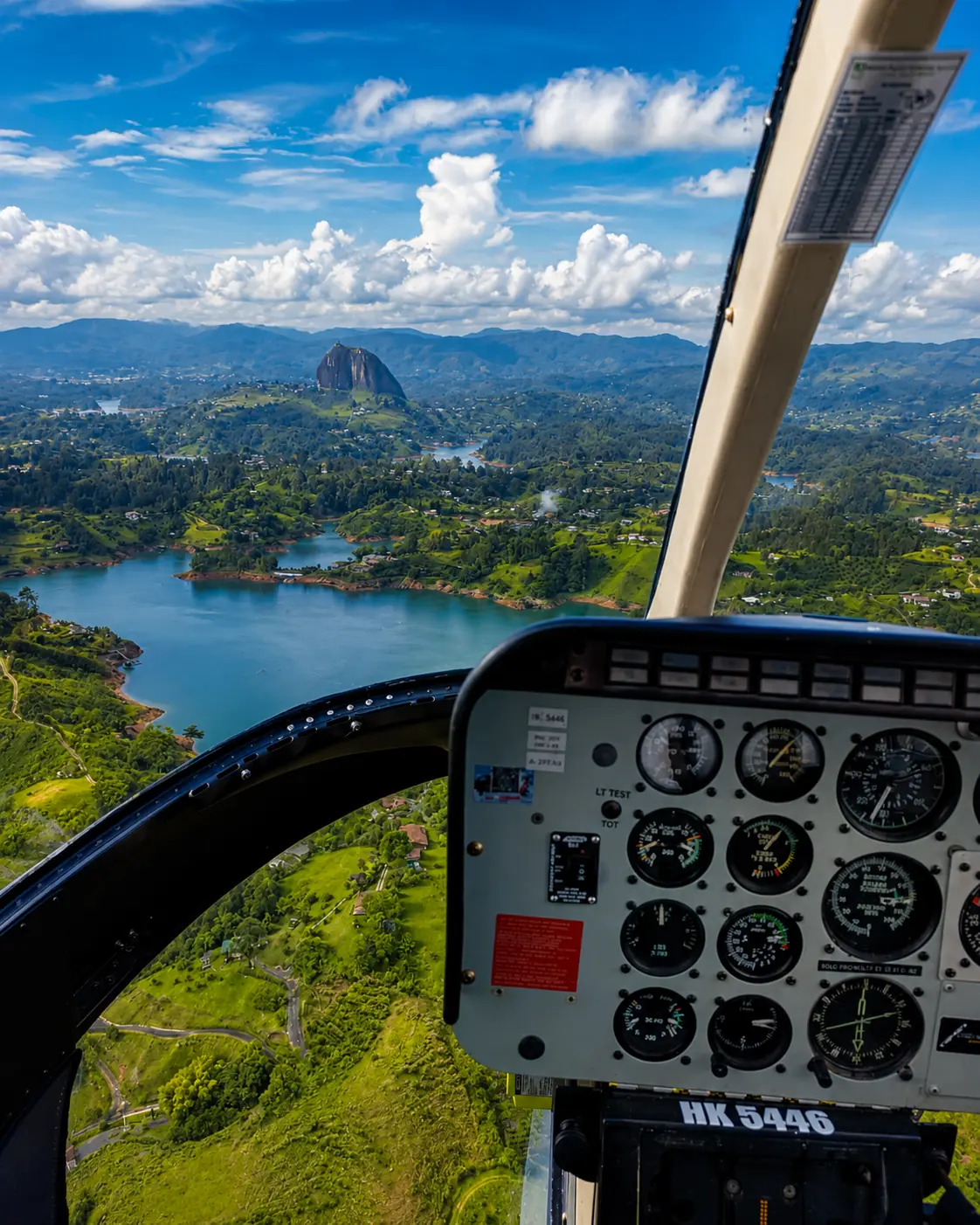 Vista del embalse desde la cabina